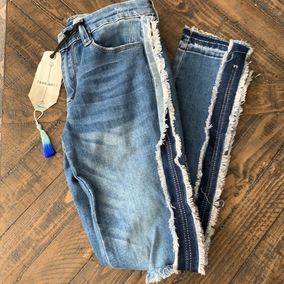 Banjara tuxedo raw hem ankle skinny jeans - Picture 10 of 11